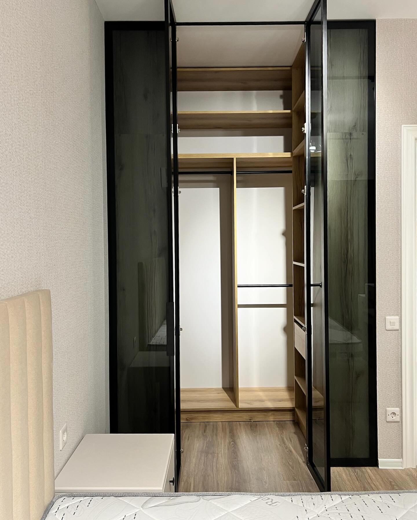 Built-In Wardrobe with Hinged Doors